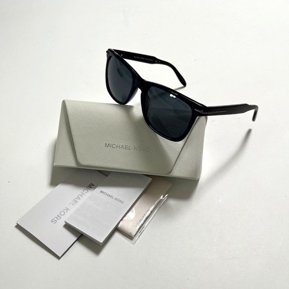 New in Case Original Michael Kors Halifax Sunglasses MK2145 Signature Navy Blue main image 11